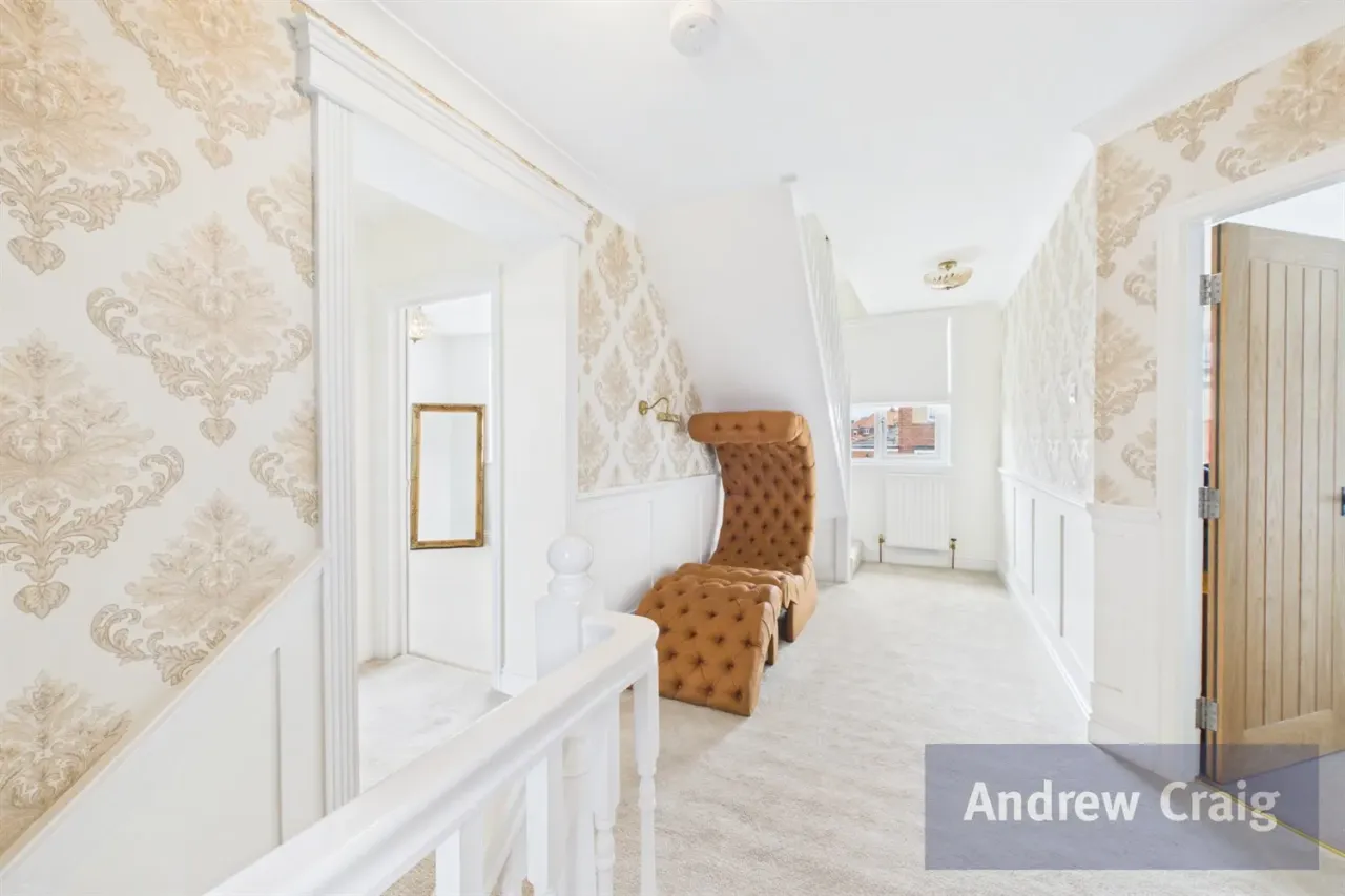 Whitby Avenue, South Bents, SR6, photo 11