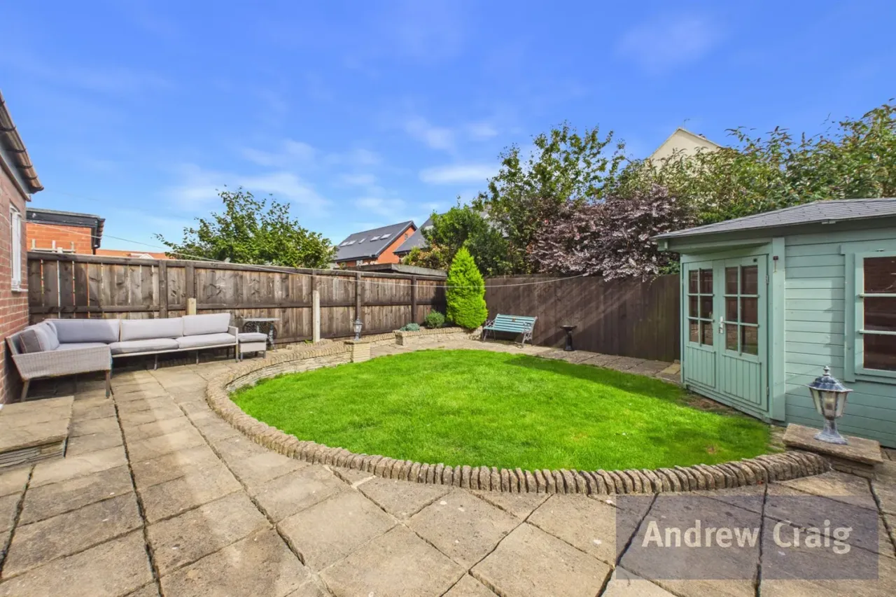 Whitby Avenue, South Bents, SR6, photo 25