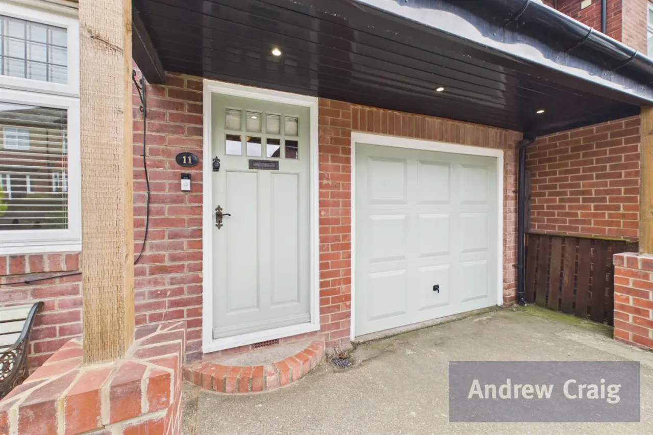 Whitby Avenue, South Bents, SR6, photo 23