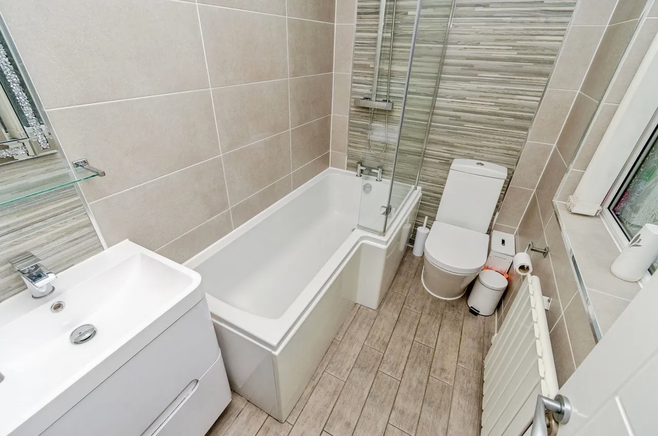 Lower Road, Hednesford, Cannock, Staffordshire, WS12, photo 3