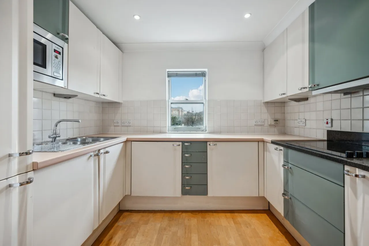 Keble Place, Barnes, SW13, photo 2