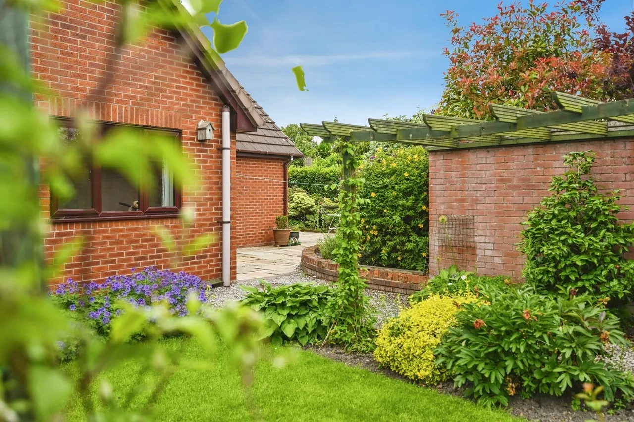 Elm Road, Penketh, Warrington, Cheshire, WA5, photo 29