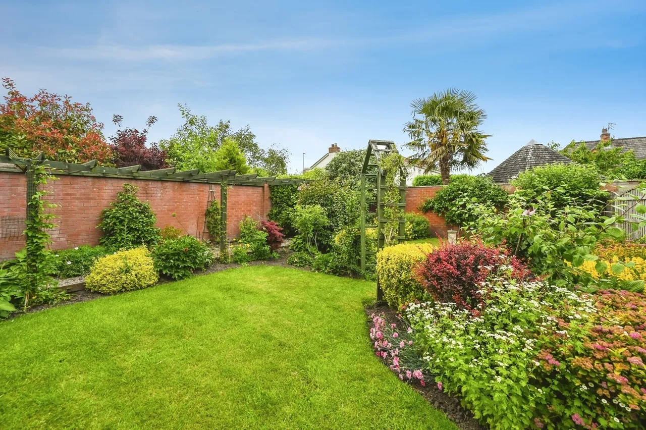 Elm Road, Penketh, Warrington, Cheshire, WA5, photo 28