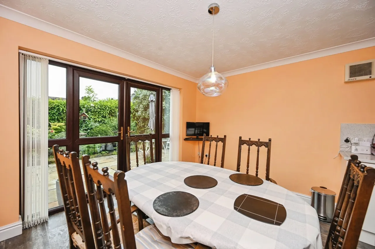Elm Road, Penketh, Warrington, Cheshire, WA5, photo 12