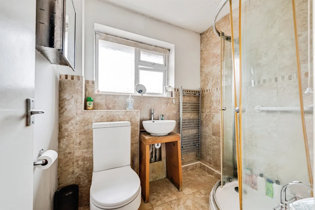 Manton Street, Swindon, SN2, photo 12