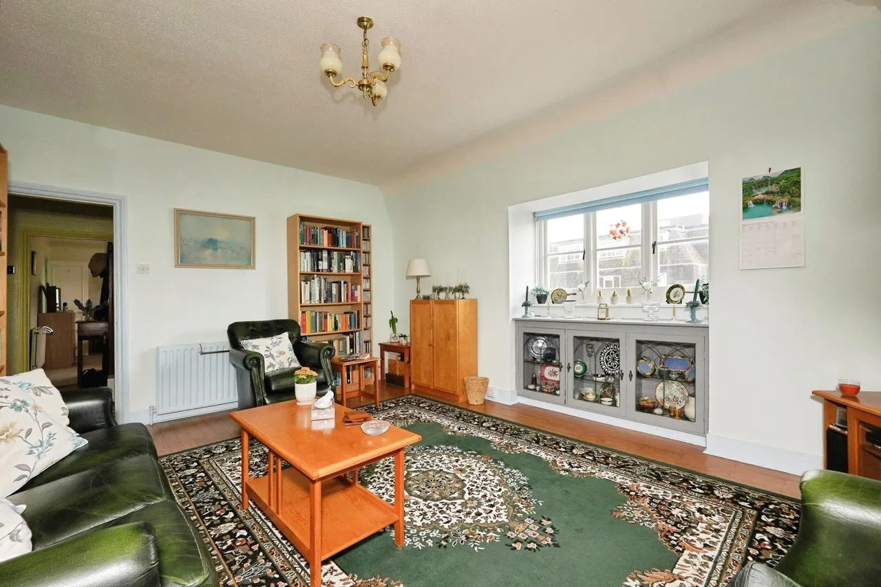 Clifton Crescent, Folkestone, Kent, CT20, photo 11
