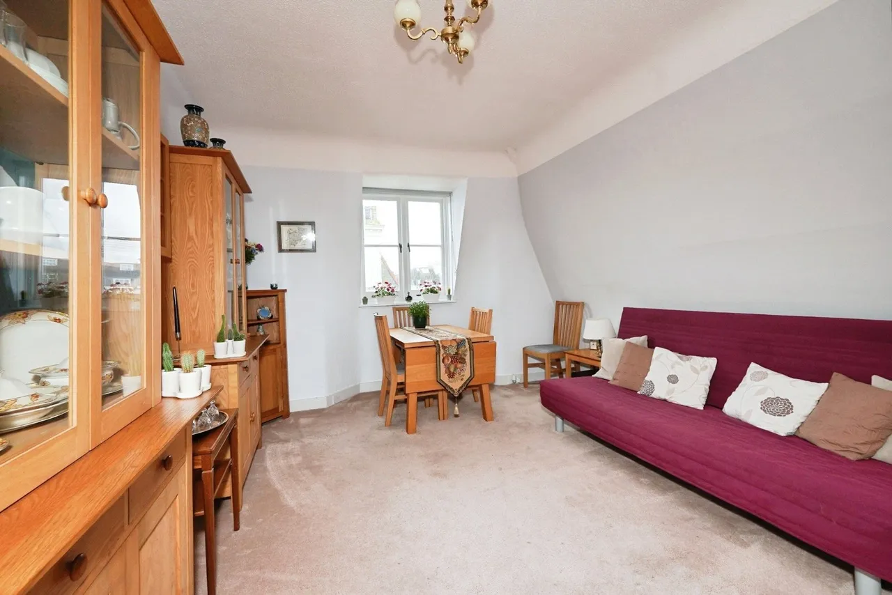 Clifton Crescent, Folkestone, Kent, CT20, photo 4