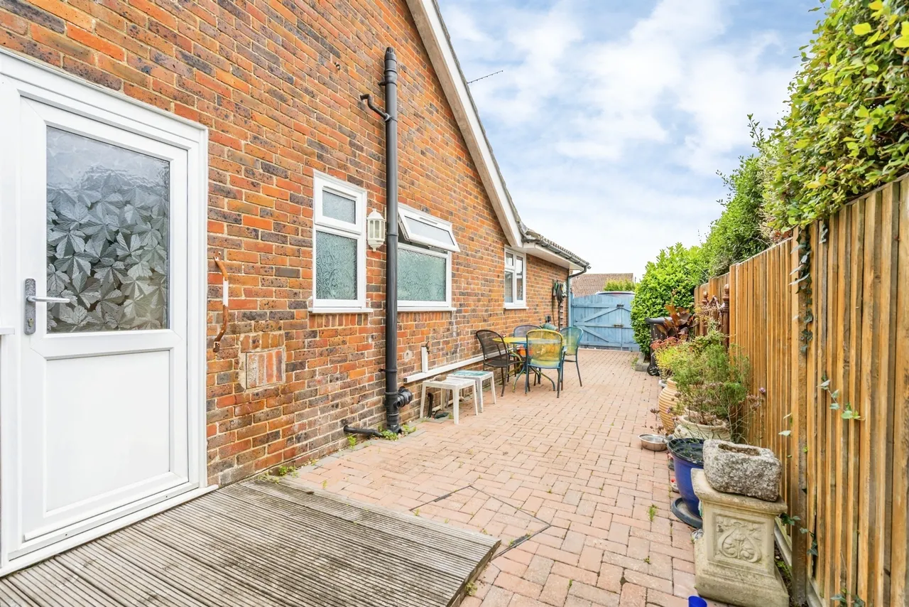 Fitzwilliam Close, Bognor Regis, PO21, photo 15