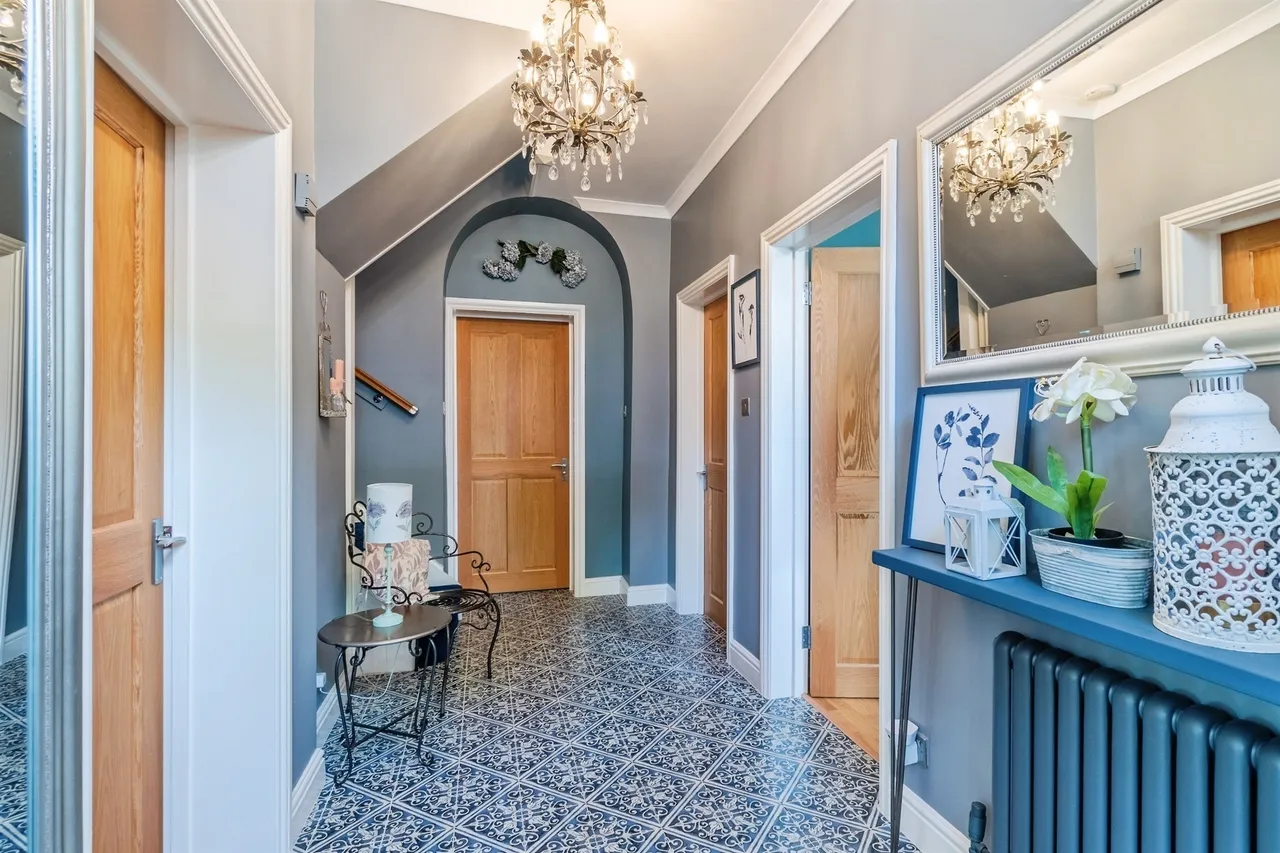 3 bed house for sale — Academy Drive, Corsham