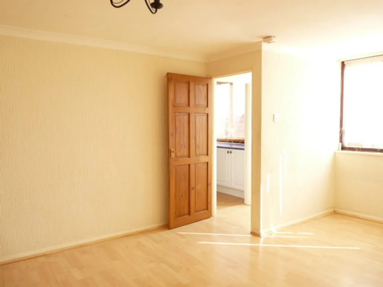 Bell Lane, Blackwater, GU17, photo 5
