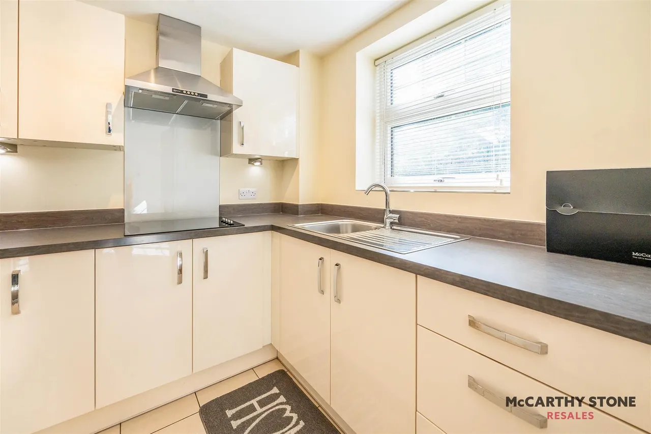 Blossomfield Road, Solihull, B91, photo 6