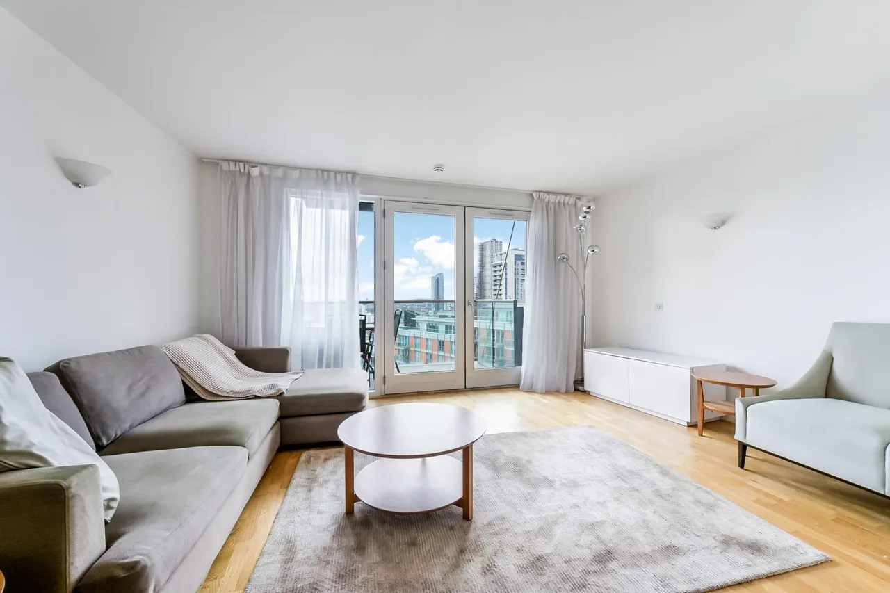 New Providence Wharf, London, E14, photo 4