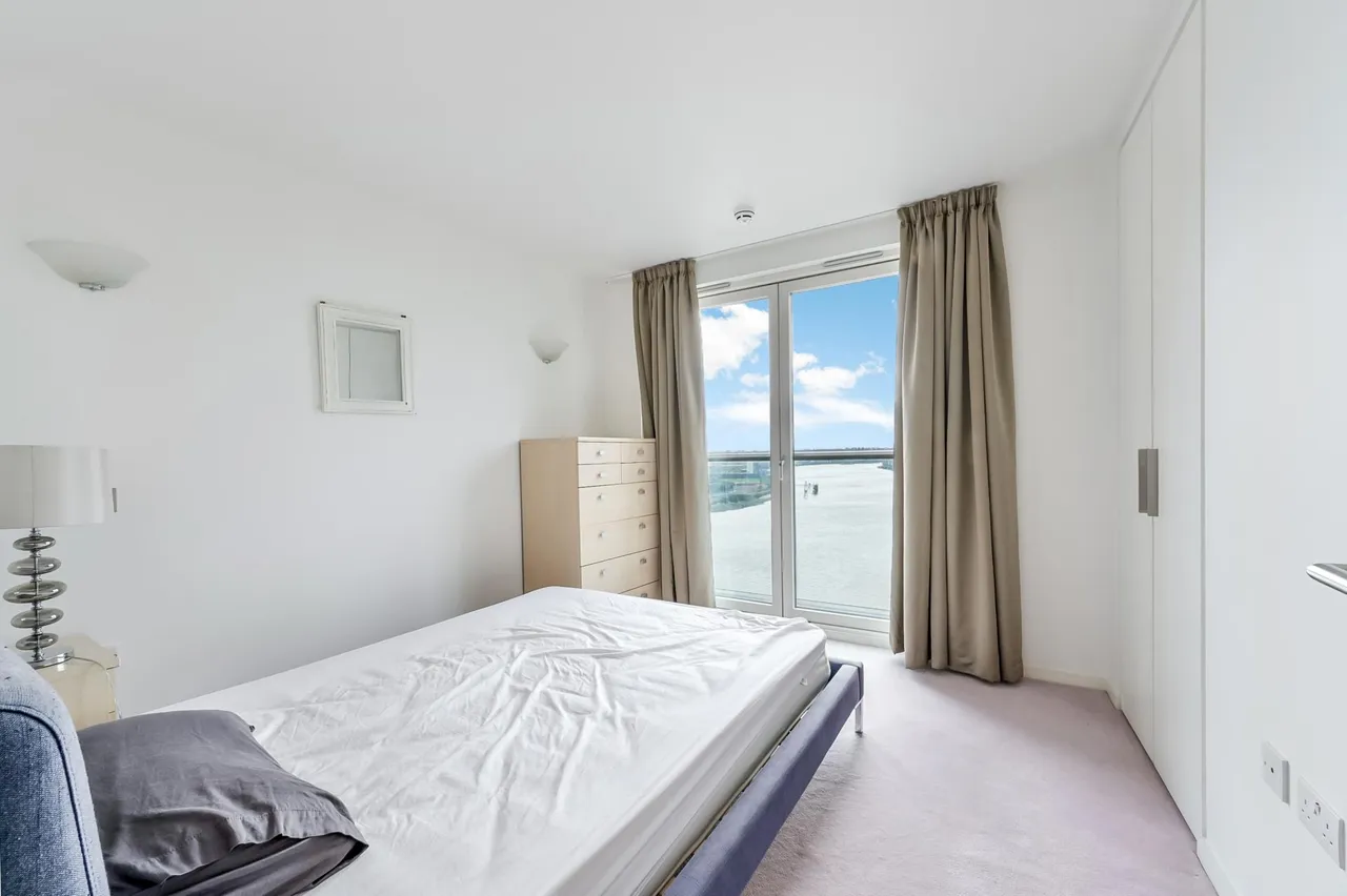 New Providence Wharf, London, E14, photo 9