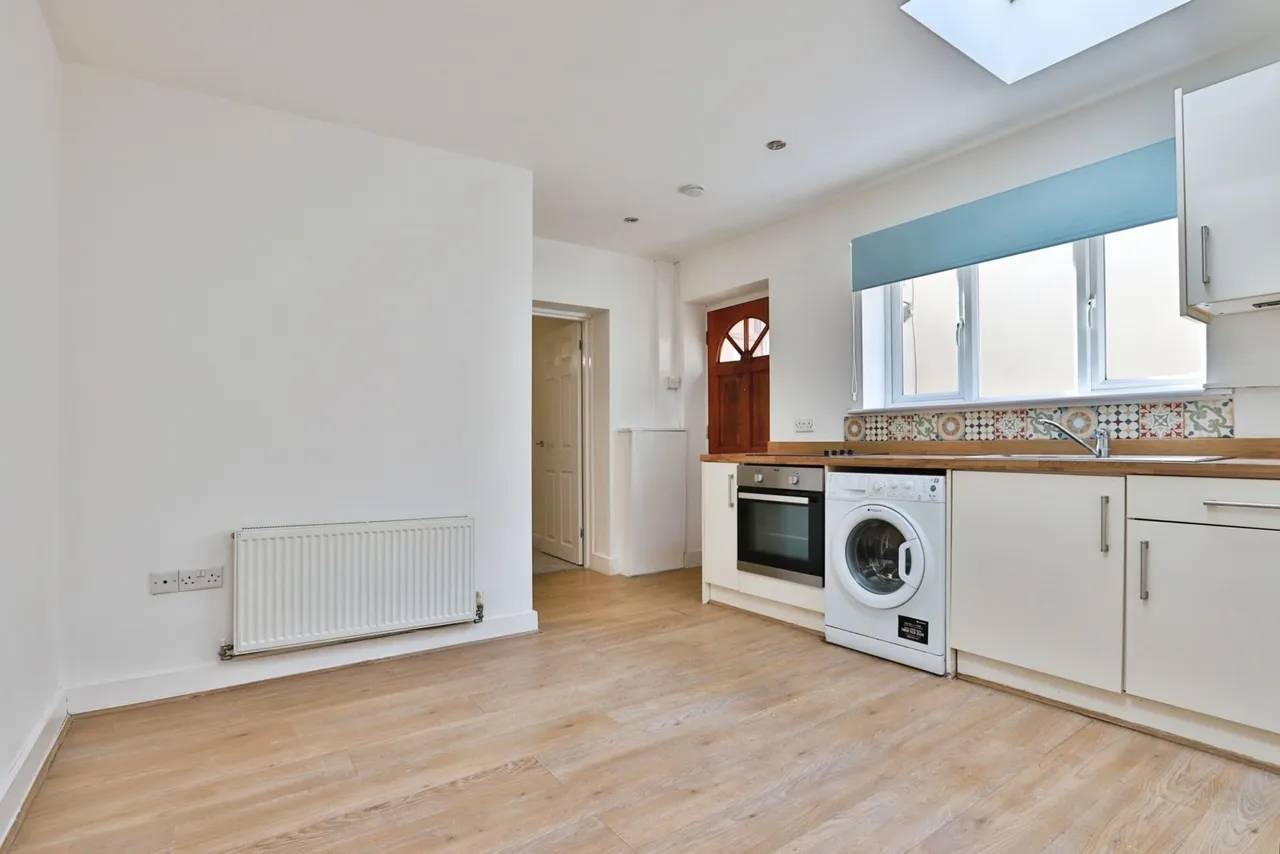 1 bed property for sale, Christchurch Road, Bournemouth, BH7