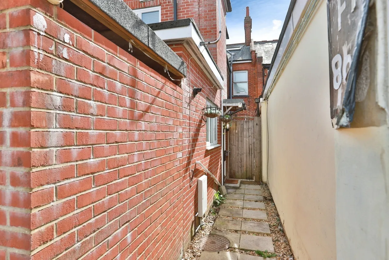 Christchurch Road, Bournemouth, BH7, photo 18
