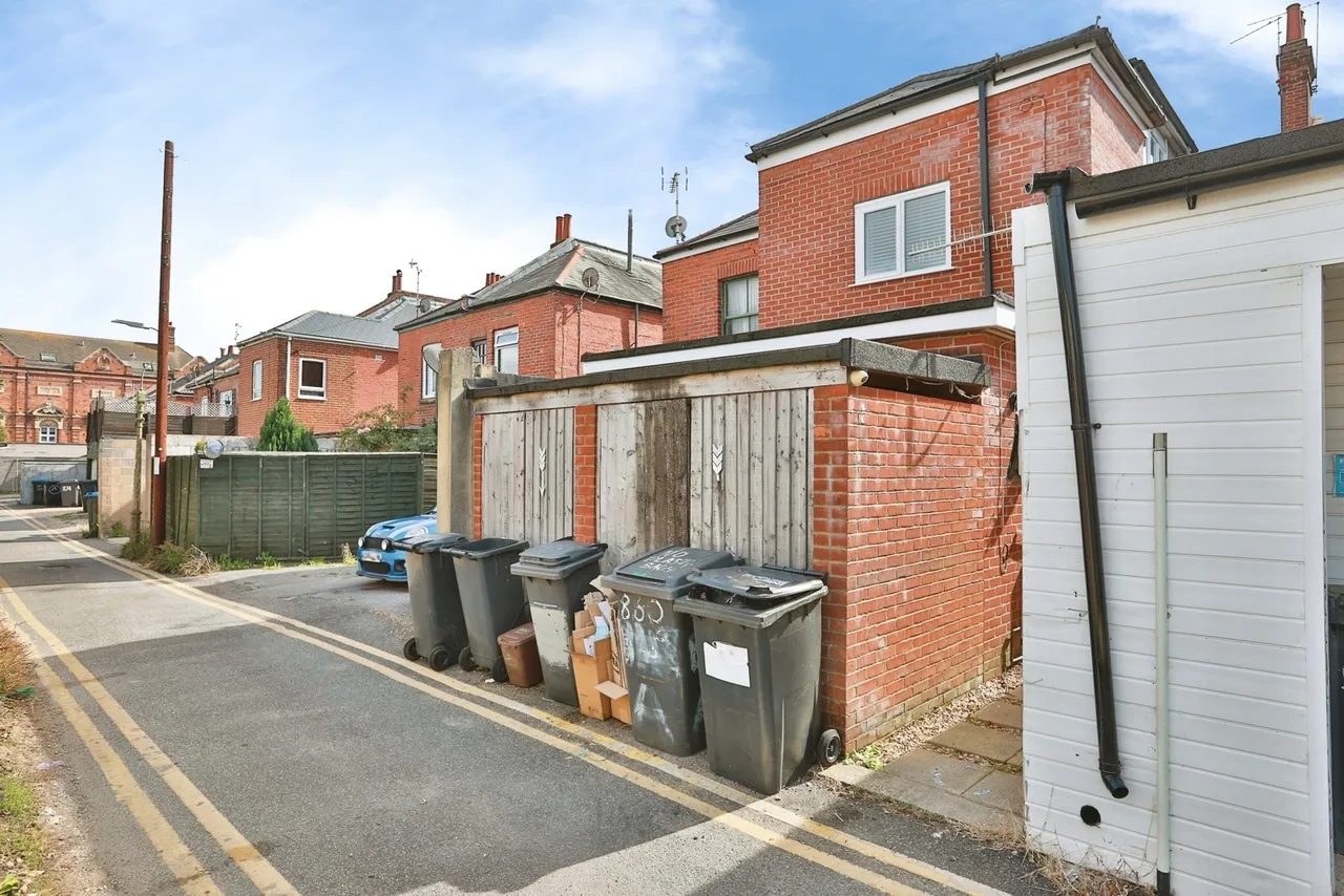 Christchurch Road, Bournemouth, BH7, photo 17