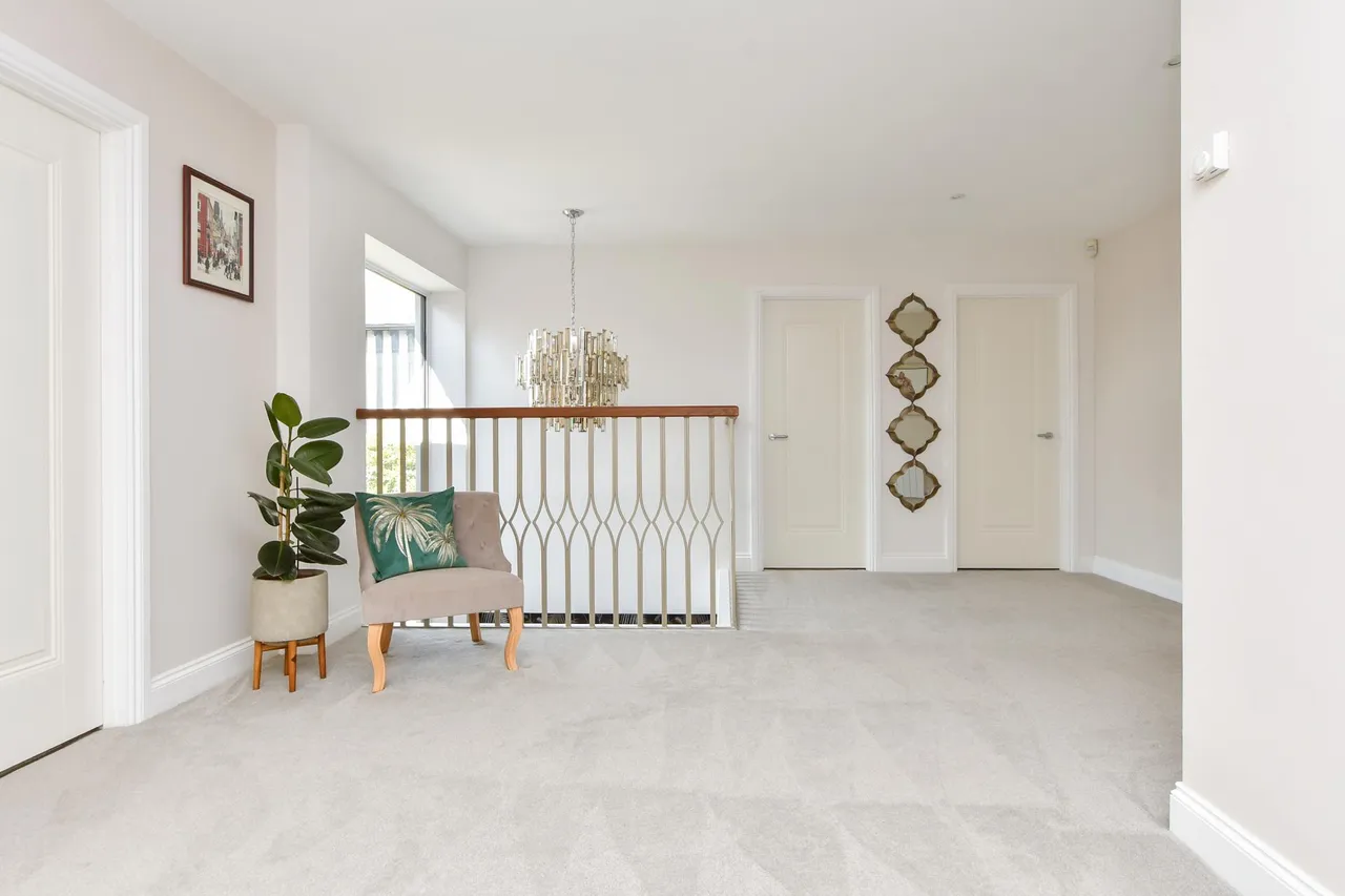Lindenthorpe Road, Broadstairs, CT10, photo 11