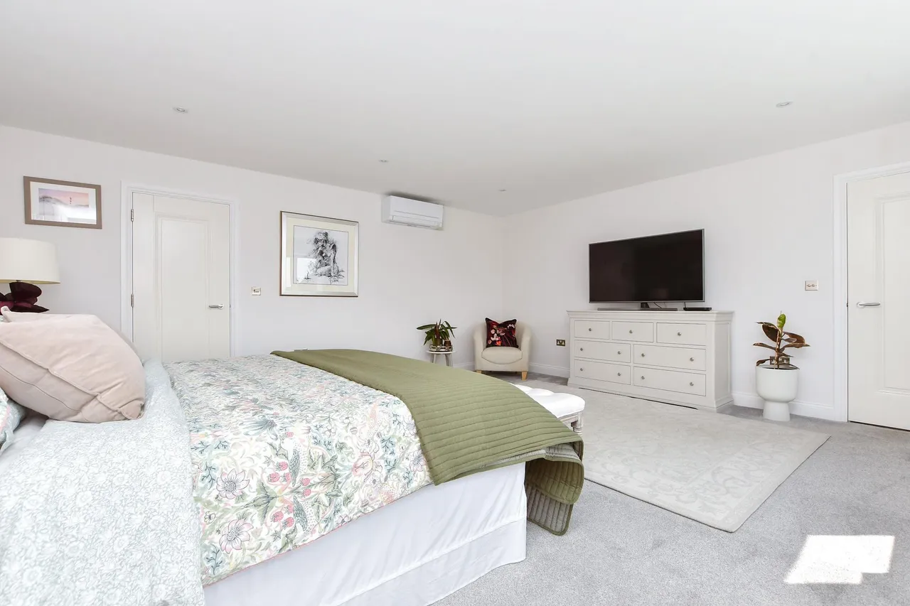 Lindenthorpe Road, Broadstairs, CT10, photo 13