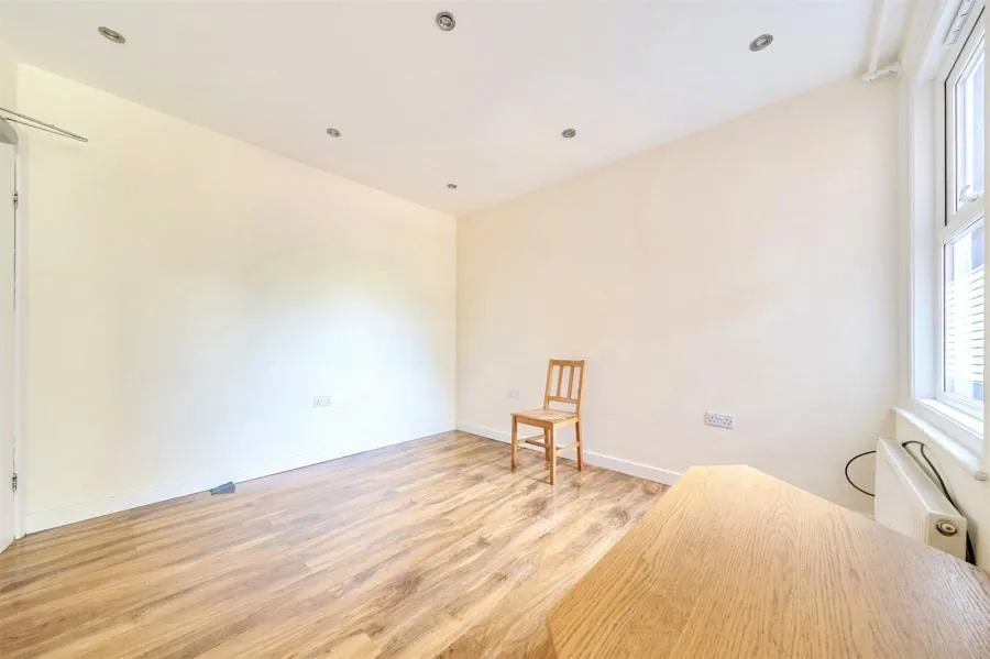 Surrey Road, Reading, RG2, photo 5