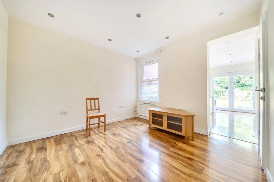 Surrey Road, Reading, RG2, photo 3