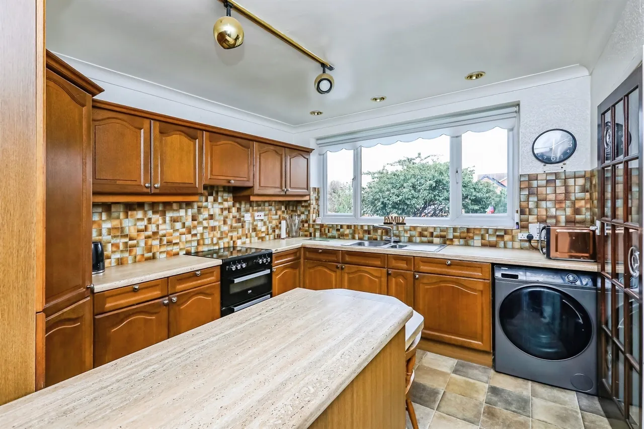 Retford Road, Blyth, Worksop, photo 3