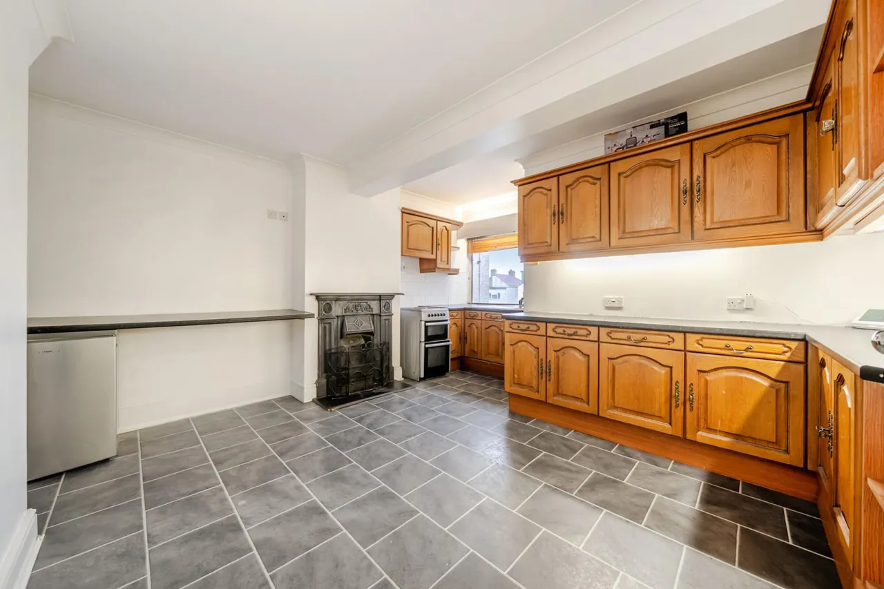 Wrotham Road, DA16, photo 3