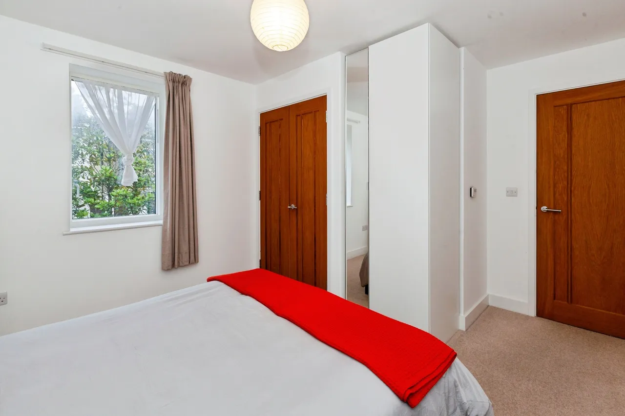 Great Charta Close, Egham, TW20, photo 8