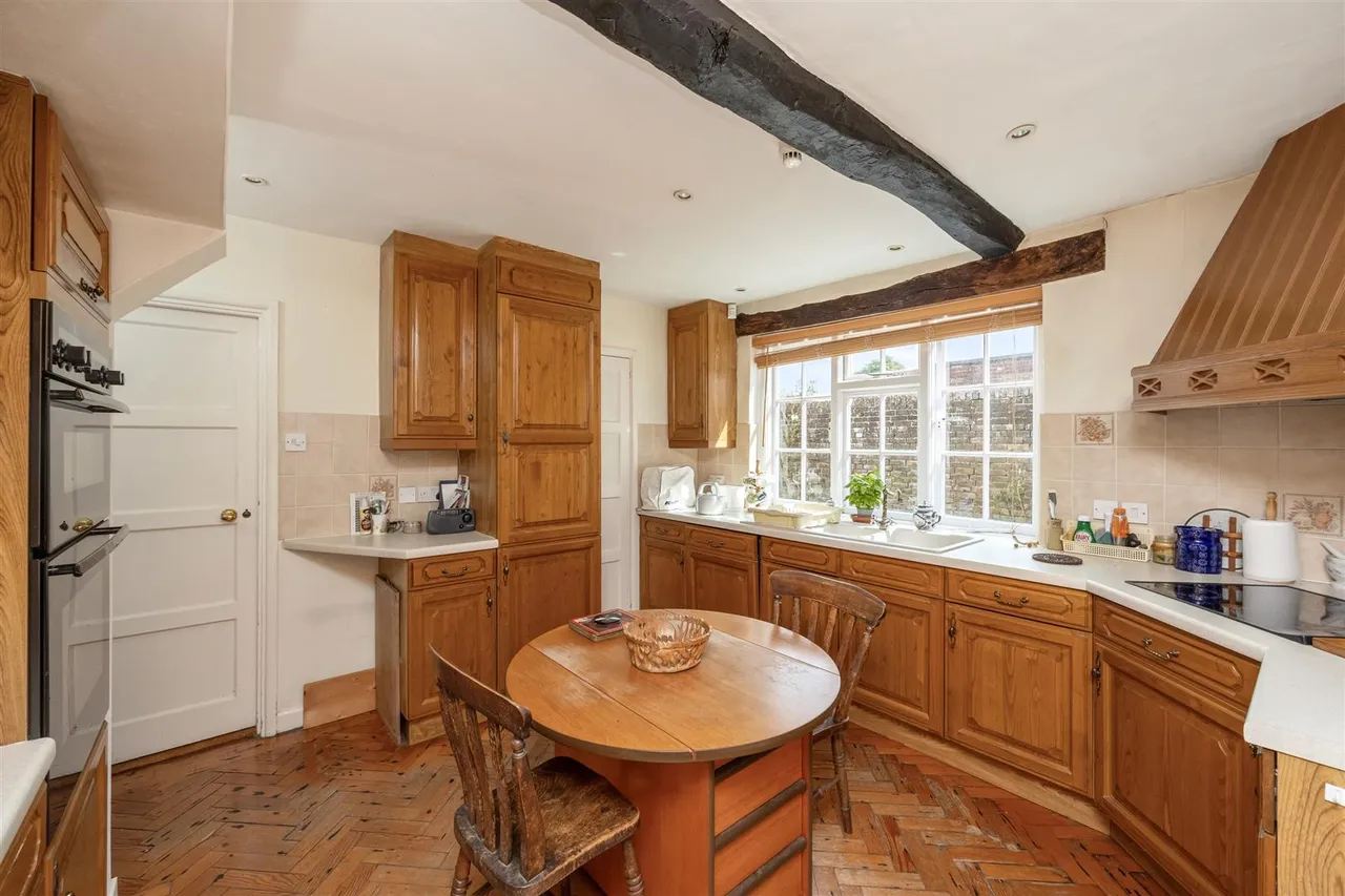 High Street, Uckfield, East Sussex, TN22 1RD, photo 11
