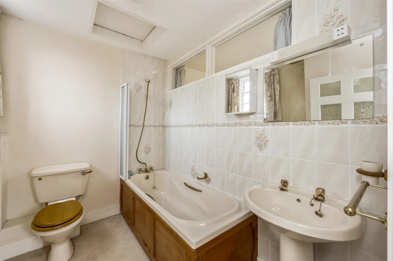 High Street, Uckfield, East Sussex, TN22 1RD, photo 17