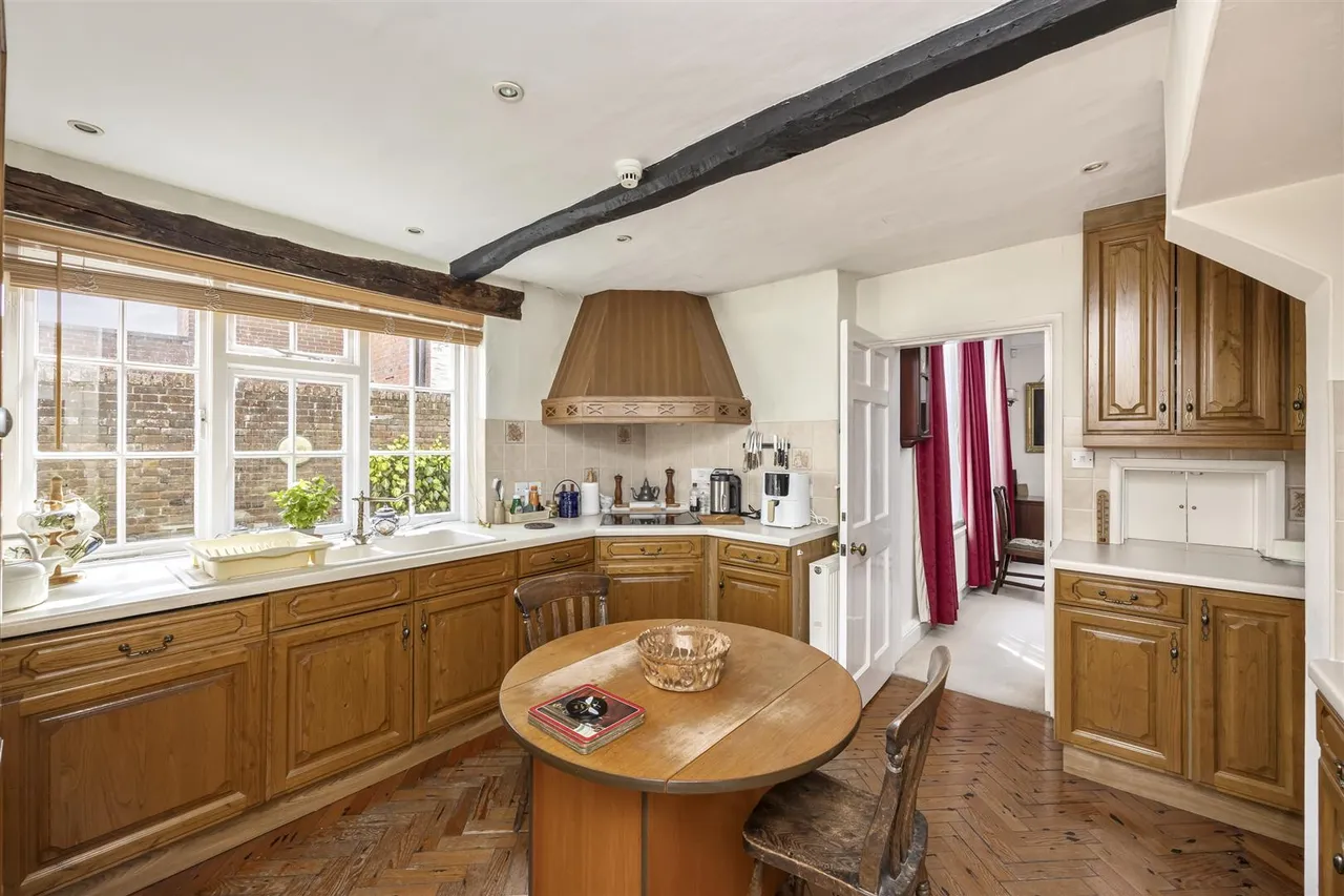 High Street, Uckfield, East Sussex, TN22 1RD, photo 10