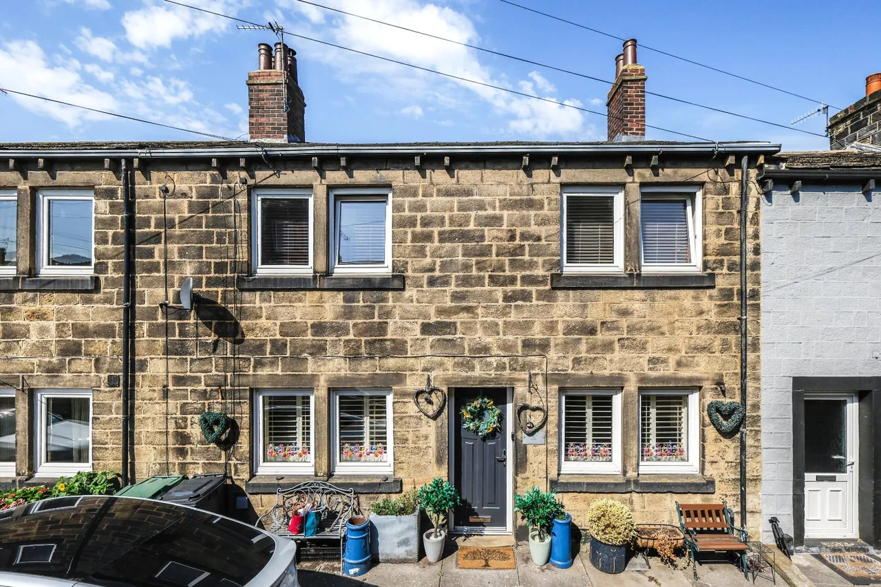 3 bed house for sale, Sandhurst Street, Calverley, LS28