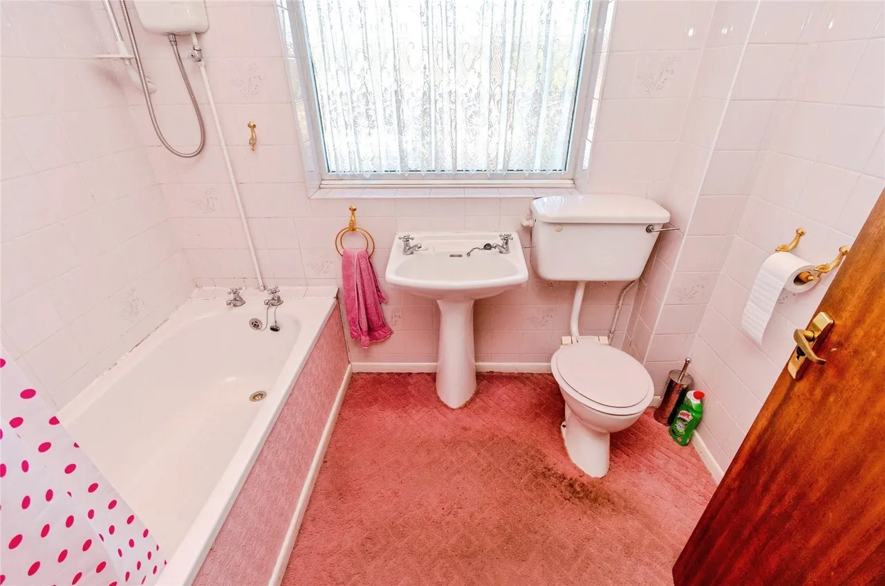 Wood Green, Cheslyn Hay, Walsall, Staffordshire, WS6, photo 14
