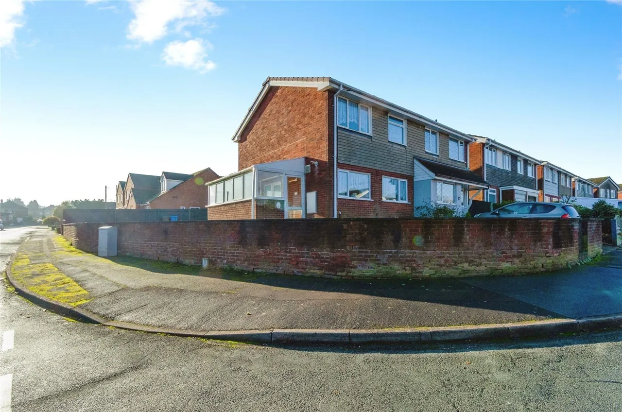 Wood Green, Cheslyn Hay, Walsall, Staffordshire, WS6, photo 2