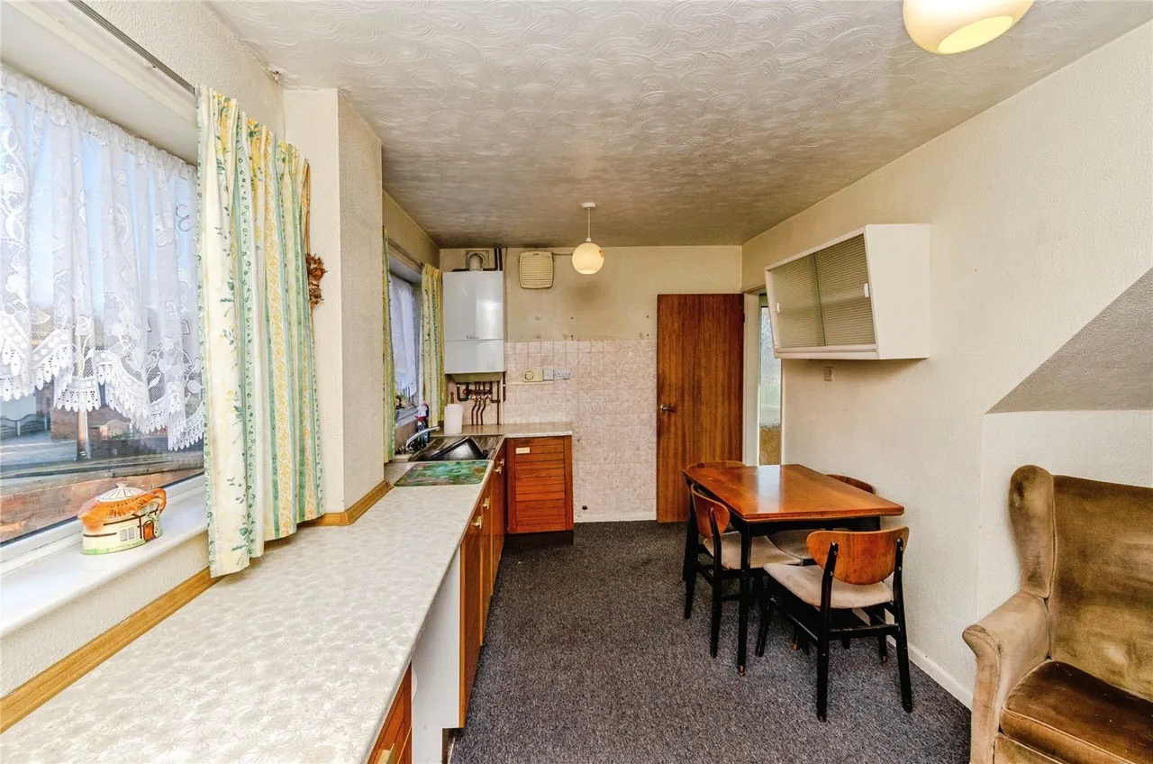 Wood Green, Cheslyn Hay, Walsall, Staffordshire, WS6, photo 7