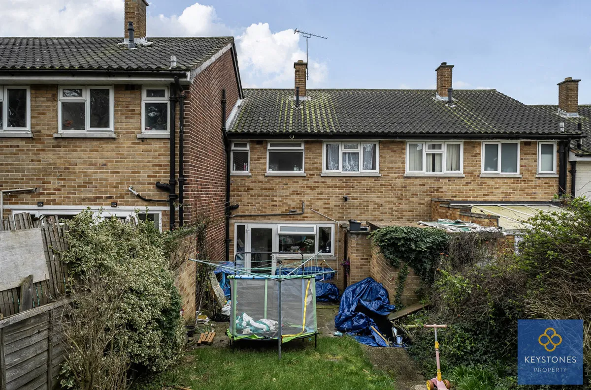 Highfield Road, Romford, Collier Row, RM5 3AE, photo 17