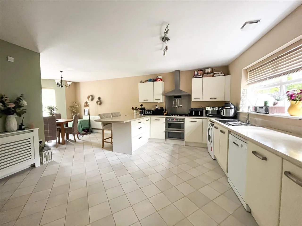 Goldring Avenue, Hellingly, Hailsham, BN27 4BX, photo 5