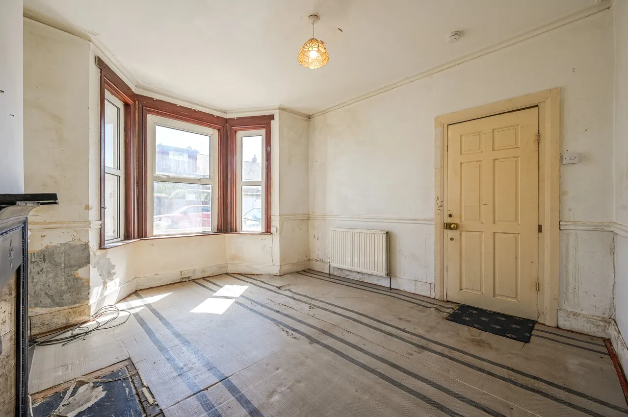 8 Hedgley Street, London, photo 10