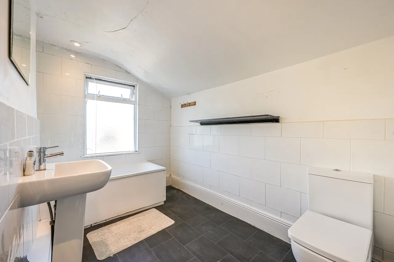 8 Hedgley Street, London, photo 8