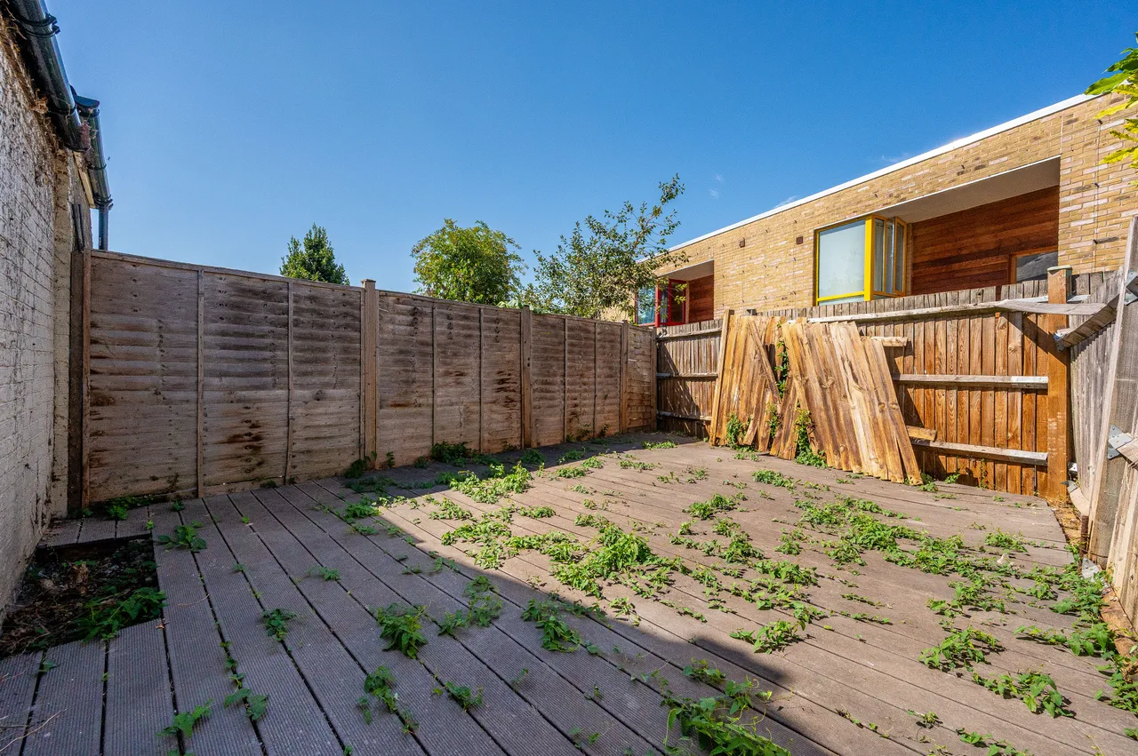 8 Hedgley Street, London, photo 2