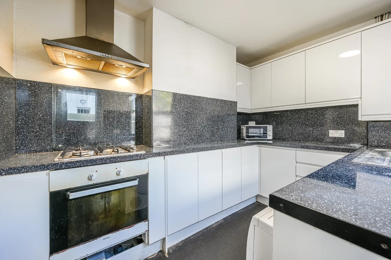8 Hedgley Street, London, photo 3