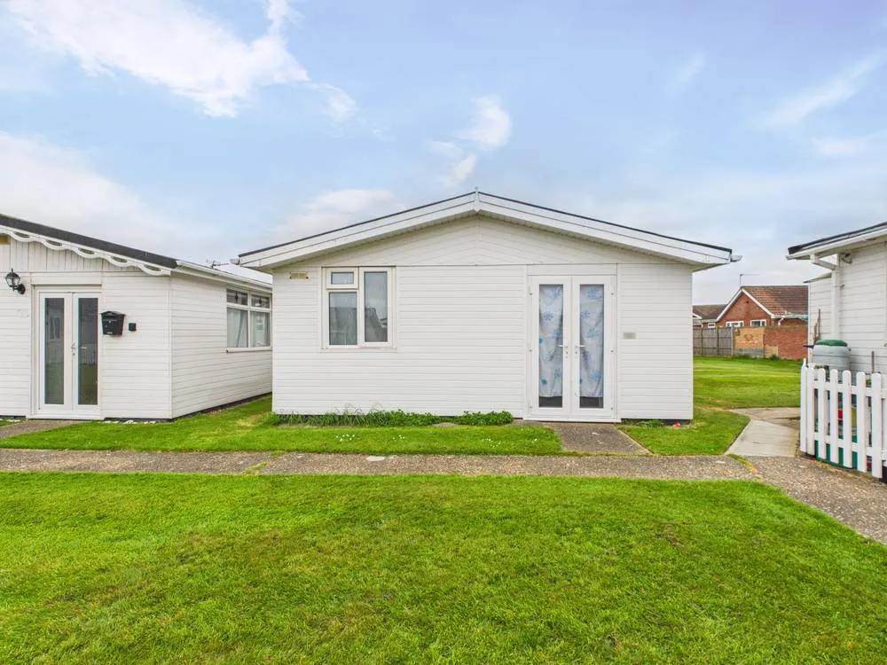 2 bed park home for sale, Seaholme Park, Mablethorpe, LN12