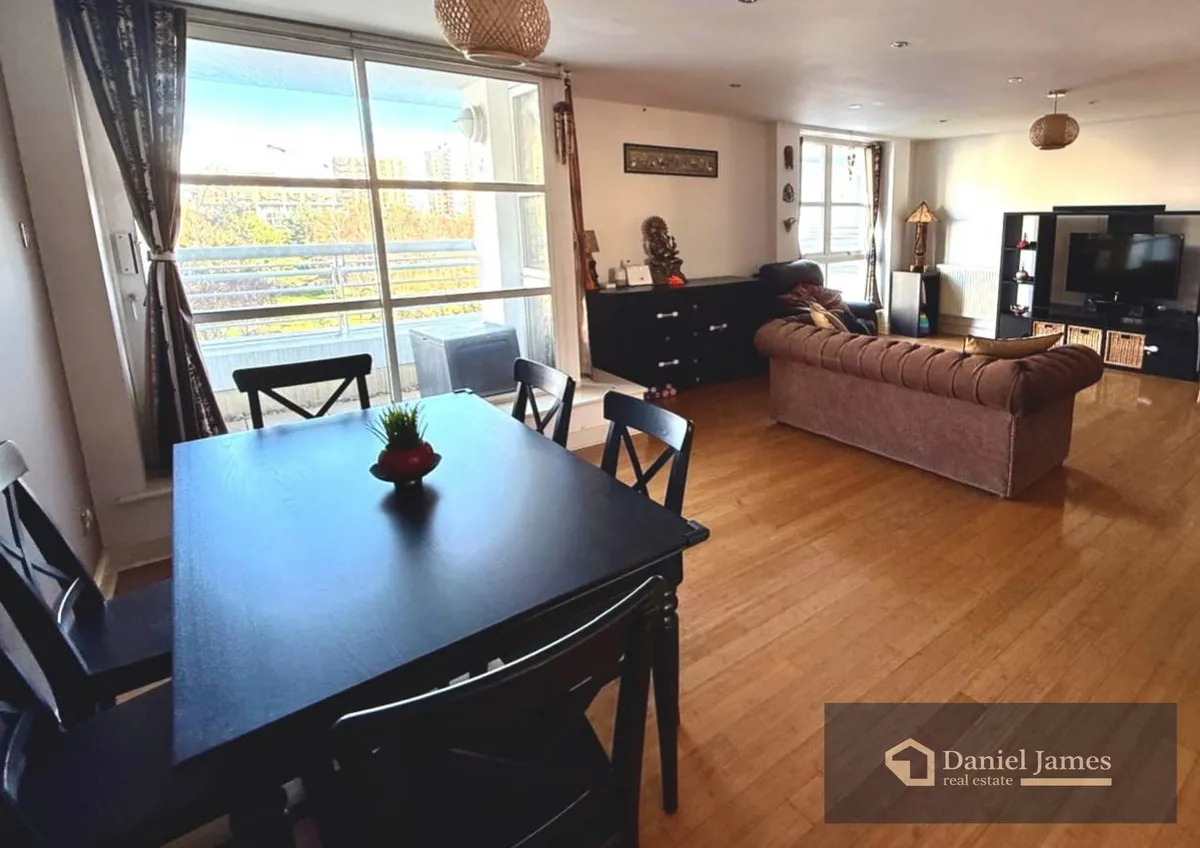 Barrier Point Road, London, E16, photo 5