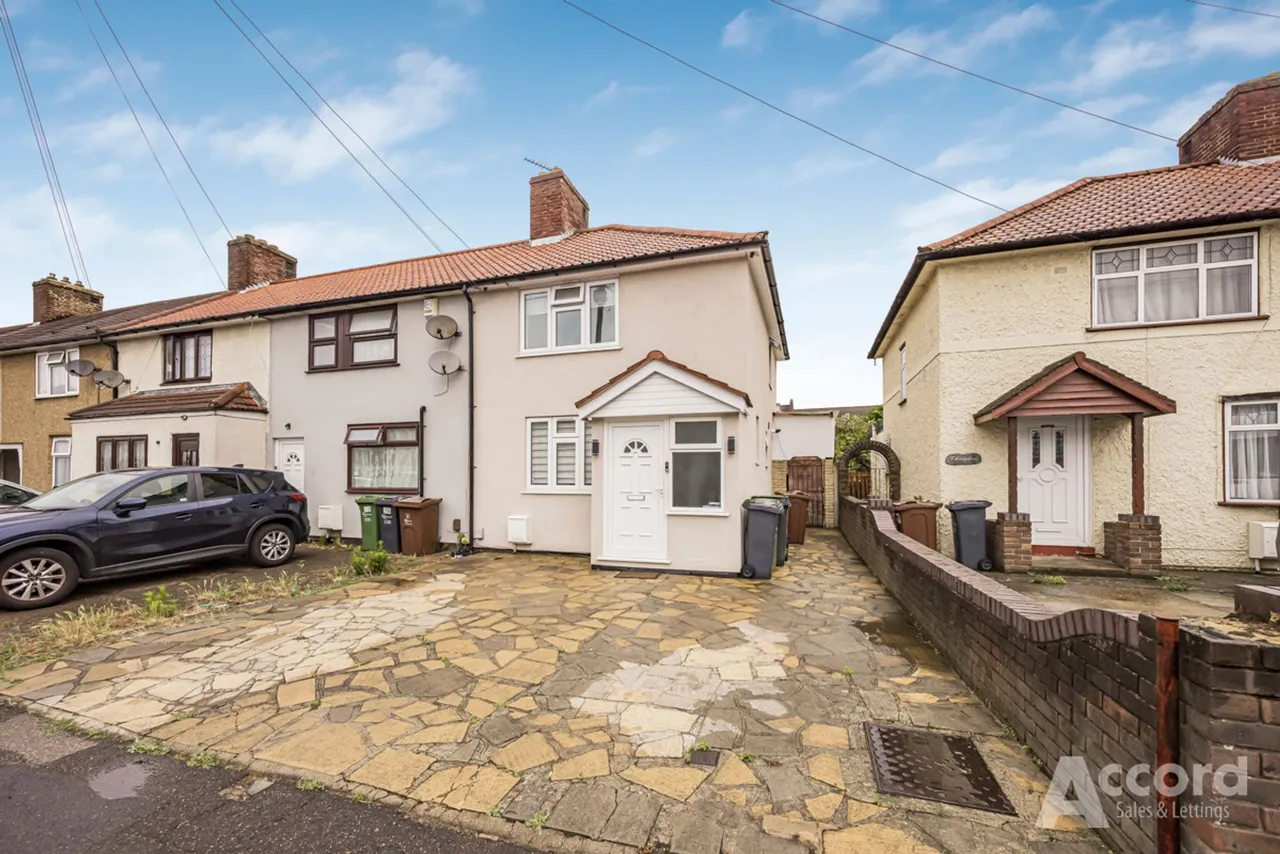 Westfield Road, Dagenham, RM9, photo 26
