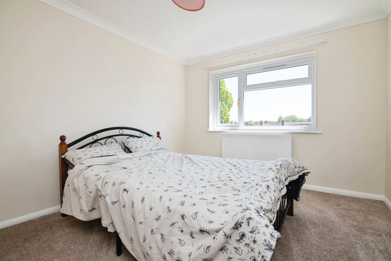 Crown Walk, Tipton, DY4, photo 8