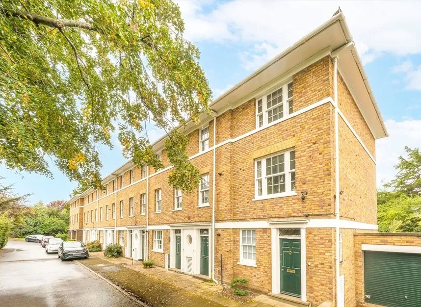 4 bed house to rent, Langford Green, East Dulwich, SE5