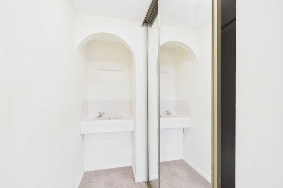 Bishops Court, Greenhithe, Kent, DA9, photo 9