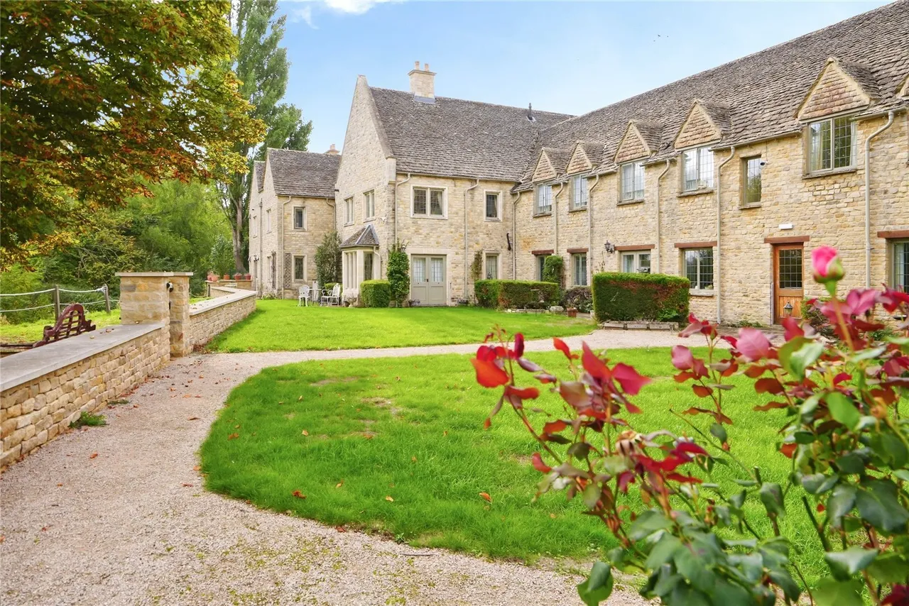 Station Road, Shipton-under-Wychwood, OX7, photo 15