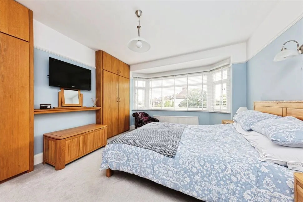 George V Avenue, Margate, Kent, CT9, photo 9