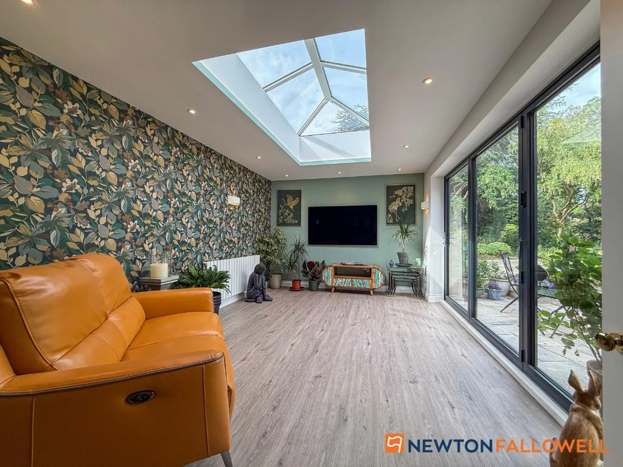 Main Street, Balderton, NG24, photo 4