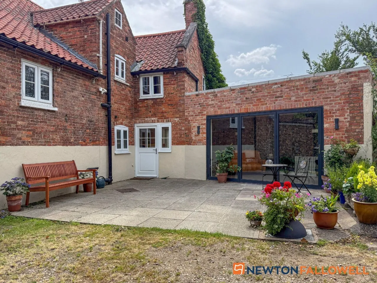 Main Street, Balderton, NG24, photo 29